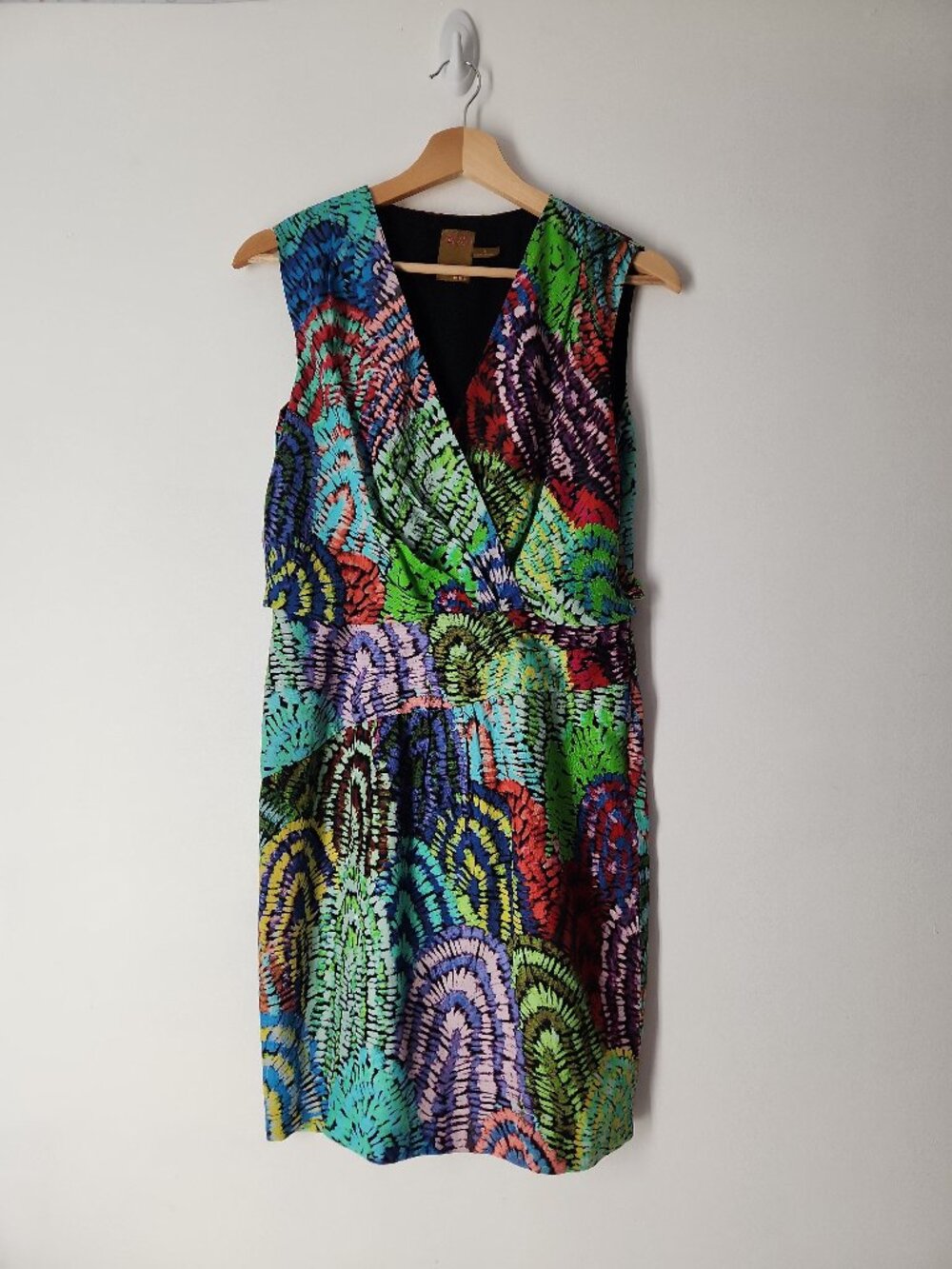 Ali Ro 100% Silk multicolored abstract print V-neck dress size 2